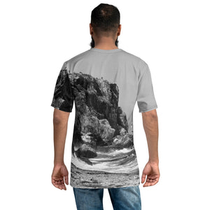 Men's T-shirt - Ocean - Waves - Cliff - Cayman - Beach - Rough Waves