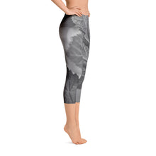 Load image into Gallery viewer, Capri Leggings - Black and White - Abstract