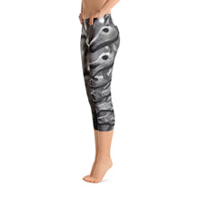 Load image into Gallery viewer, Capri Leggings - Black and White Abstract