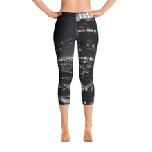 Load image into Gallery viewer, Capri Leggings - City Scene - City Scape - NYC - New York City - Central Park