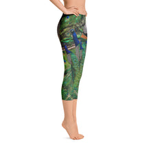 Load image into Gallery viewer, Capri Leggings - Peacock - Peacock Feathers